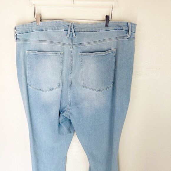 Good American Light Wash Denim Jeans Good Legs Crop - Picture 9 of 10
